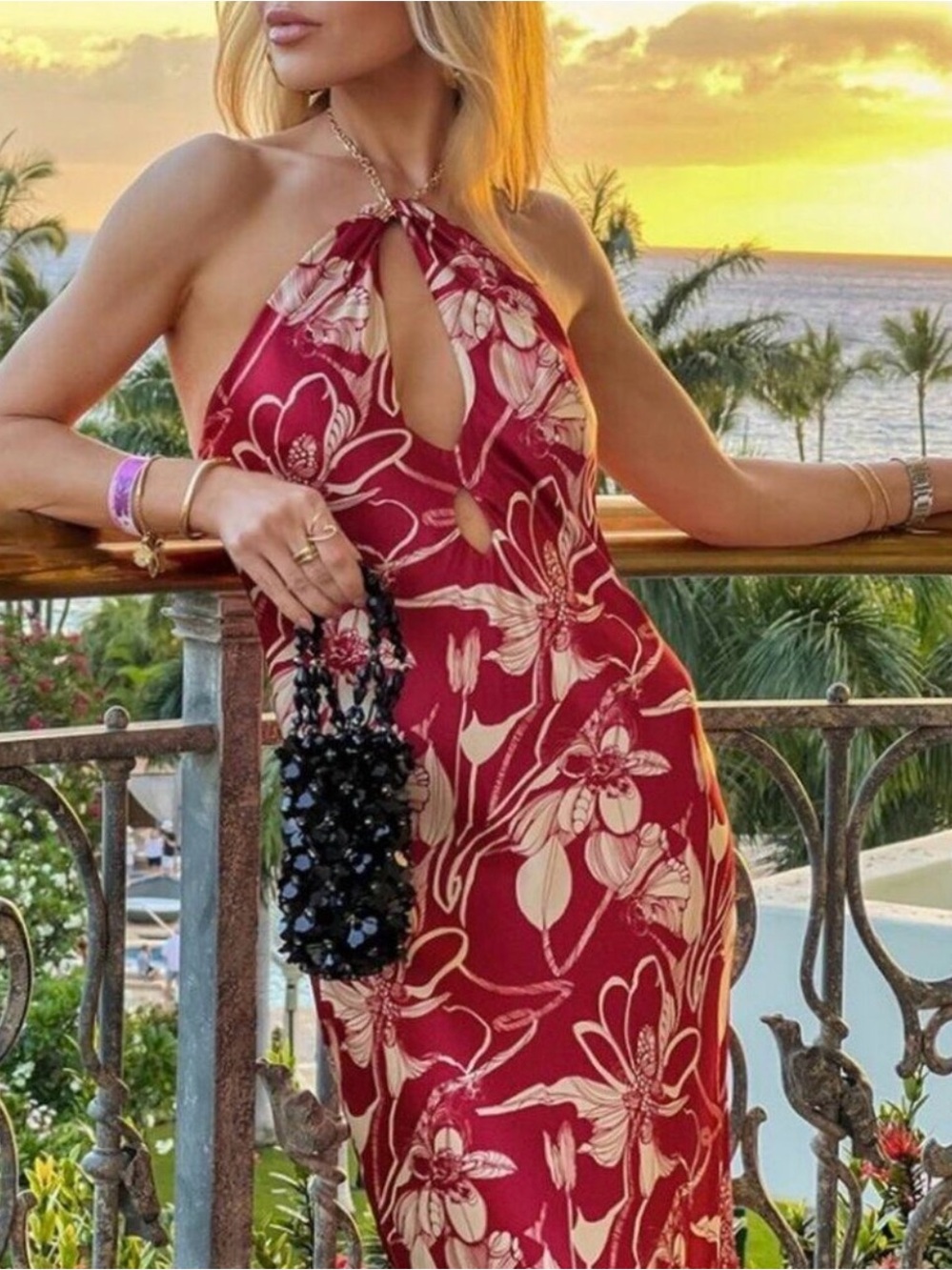 Reformation Yesenia 100% Silk dress - Picture 2 of 16